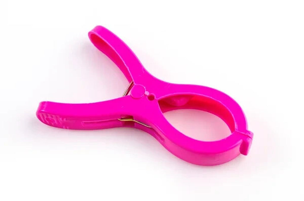 8Pcs Plastic Towel Clips