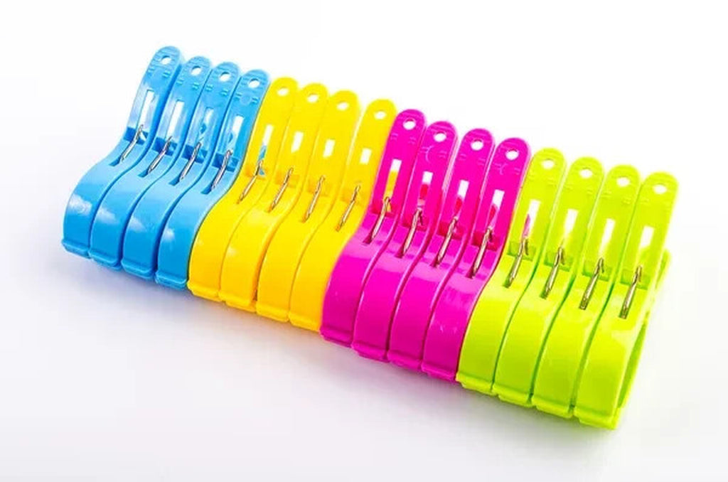 8Pcs Plastic Towel Clips